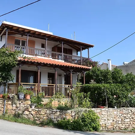 Votsi  Dimitra'S Apartment מראה חיצוני תמונה